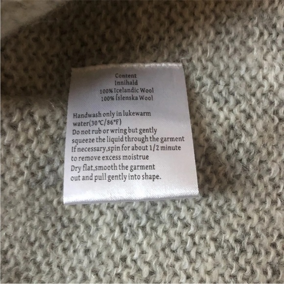 Icelandic Fair Isle Nordic Wool Handmade sweater size S price firm! - Picture 5 of 7